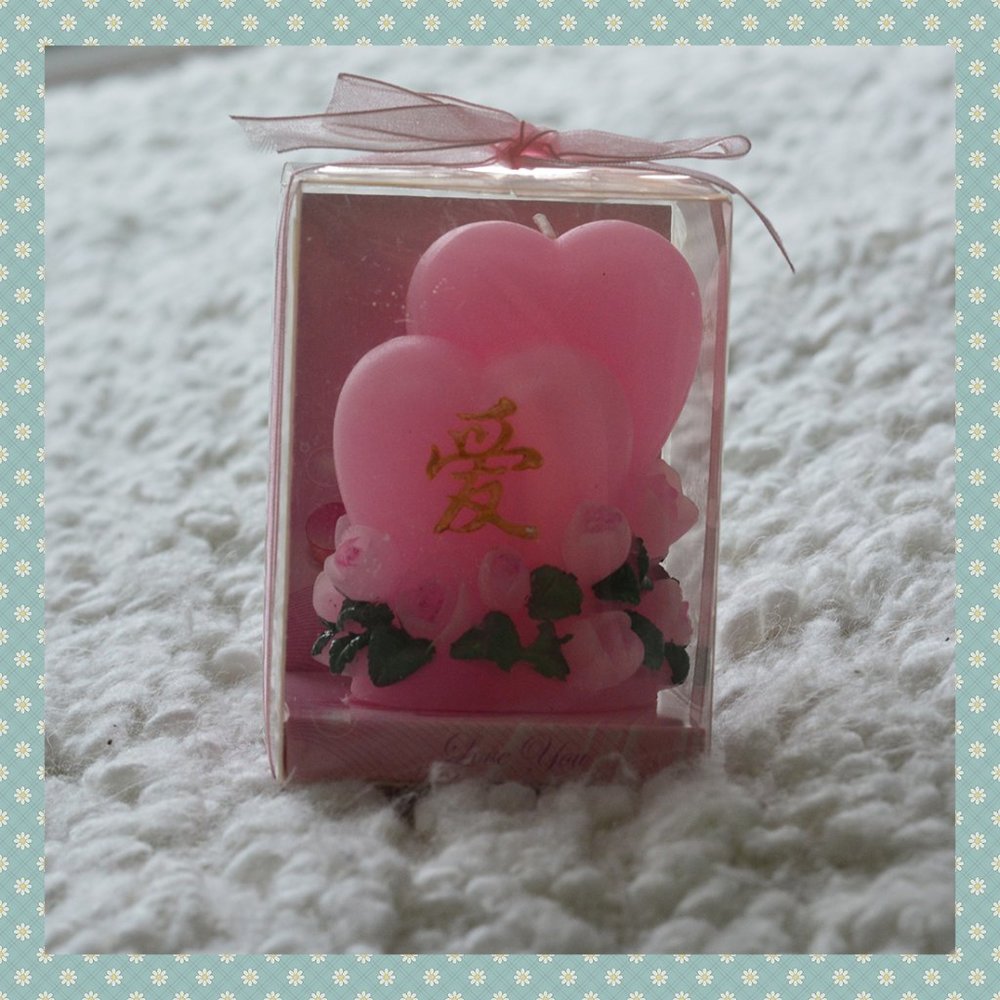 FREE Gift with Purchase - BNIB Pink Love Candle